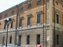 Ciudadanos denuncia el mal estado del techo del antiguo Instituto Jovellanos