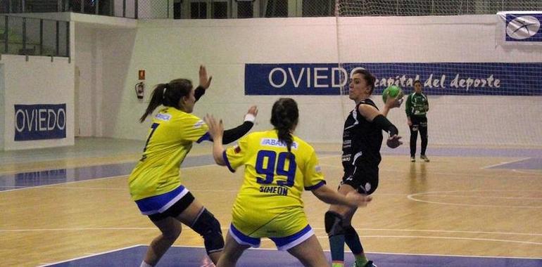 Cuarta victoria consecutiva para el Oviedo Balonmano Femenino