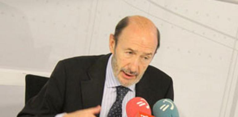 Rubalcaba advierte de que "la economía europea está parada" y ese debate "ayer no se resolvió del todo"