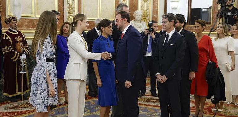 El Ejecutivo Regional otorga la Medalla de Asturias a la Princesa Leonor de Borbón en la celebración de su cumpleaños de mayoría de edad