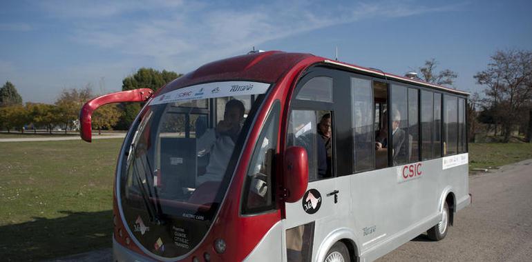El CSIC presenta un prototipo de vehículo automático para el transporte público 