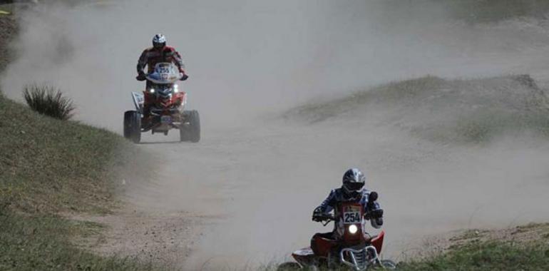 Francisco López gana la primera etapa del Dakar 2012 en motos