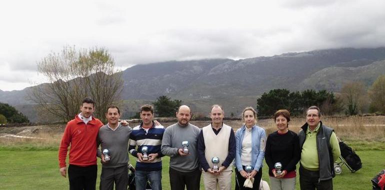“I Torneo Escuela Municipal de Adultos de Golf Curso 2011 - 2012”