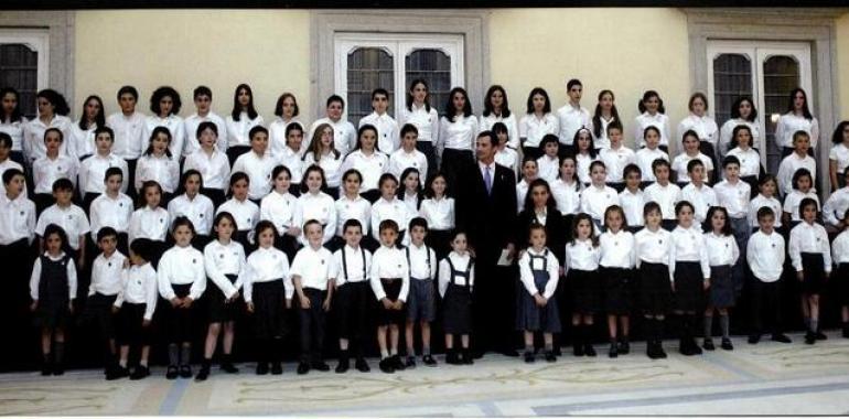 El Coro Infantil de la Fundación Príncipe, el jueves, en el Colegio La Salle, en Ujo