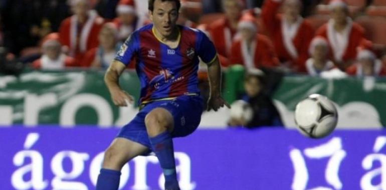 El Sporting presenta una oferta por Rubén Suárez