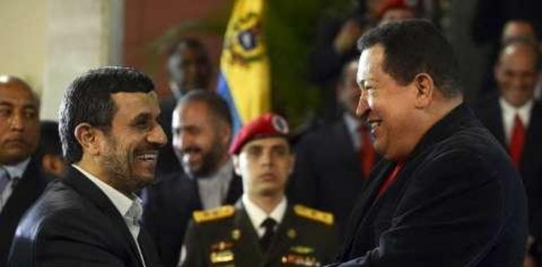 Ahmadineyad: Las naciones del mundo verán muy pronto el hundimiento del imperialismo 