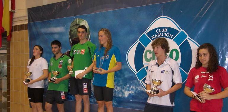 José Antonio Alonso y Laura Fernández se llevan la victoria en el Trofeo 