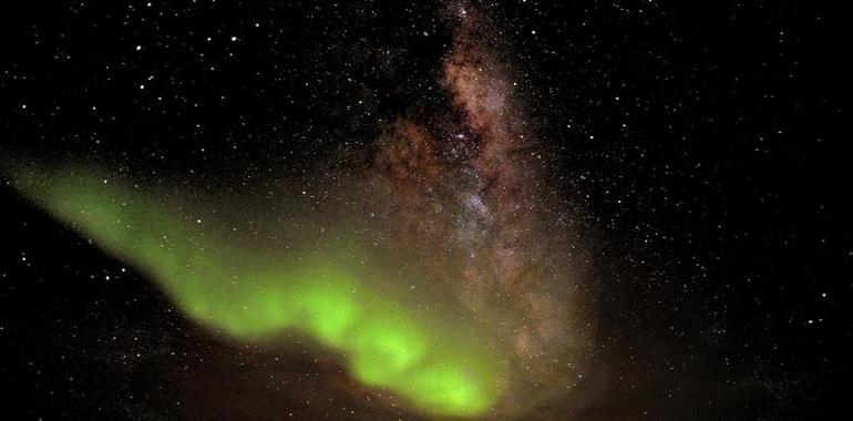 Las luces del Sur sobrecogen Concordia. Asturias Mundial