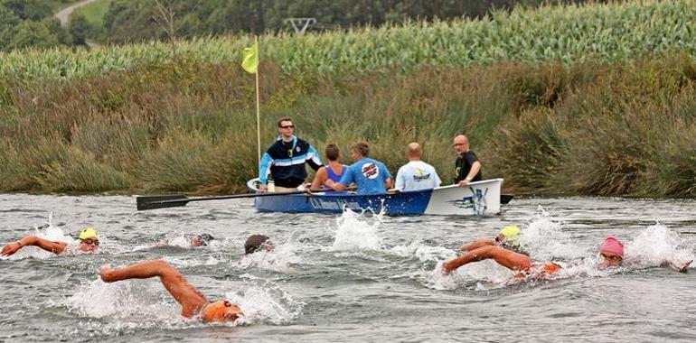 LV Descenso a nado de la Ría de Navia y XIV Copa de Asturias de natación en aguas abiertas