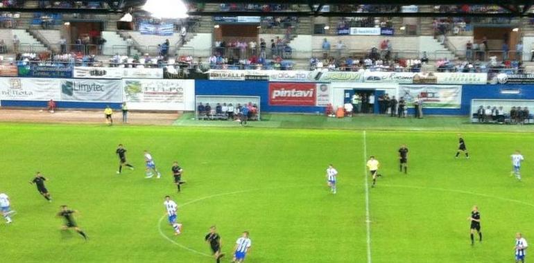 El Real Oviedo arranca fuerte en Avilés