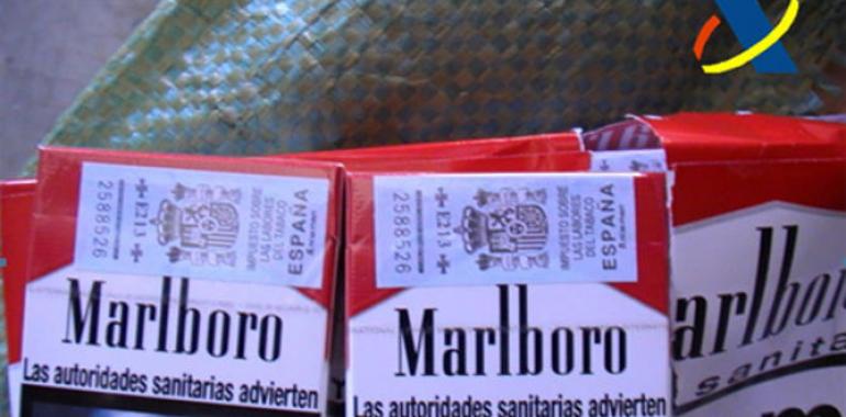 La Agencia Tributaria aprehende medio millón de cajetillas de tabaco de contrabando en Barcelona 
