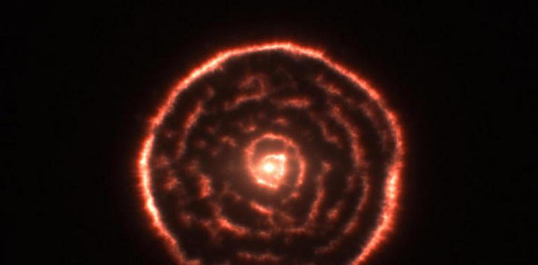 Las primeras observaciones de ALMA descubren la espiral de una estrella