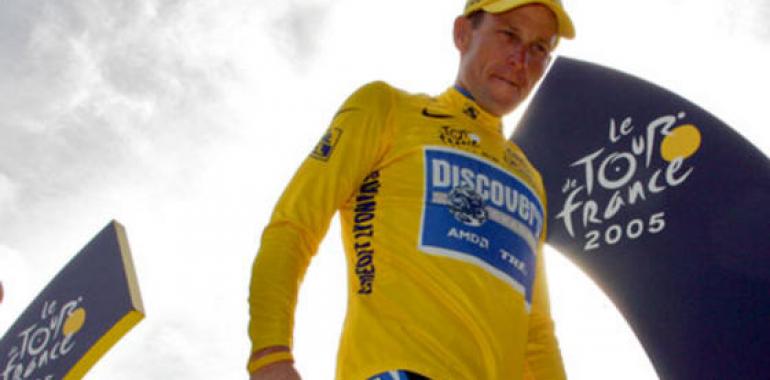 La UCI deja vacantes los Tours ganados por Armstrong