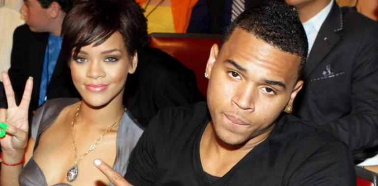 ¿Rihanna y Chris Brown Separados?