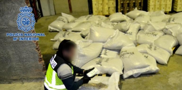 Incautados en Barcelona 64 kilos de heroína procedente de Afganistán