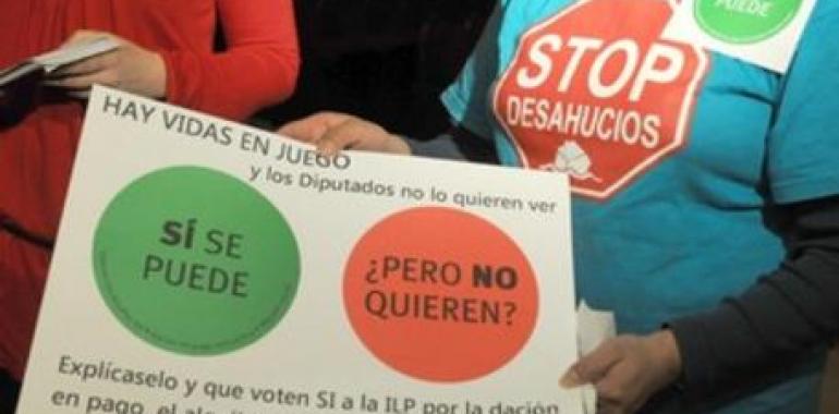 Los promotores de la ILP contra los desahucios reclaman al Congreso que "escuche a los ciudadanos"