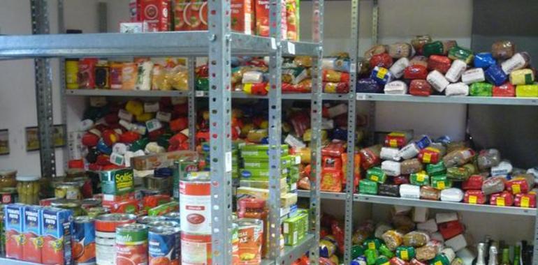 “Llanes Ayuda Solidaria” realiza una nueva entrega de alimentos esta semana