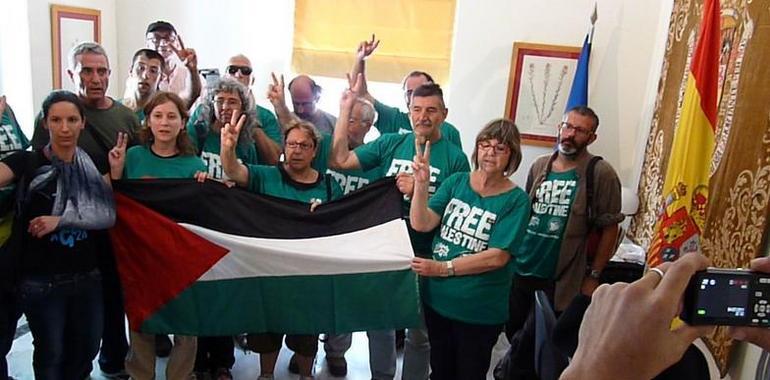 Rumbo a Gaza ocupa la Embajada de España en Atenas