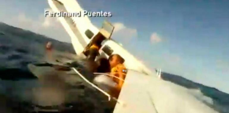 VIDEO Graba el accidente de su avioneta y sobrevive