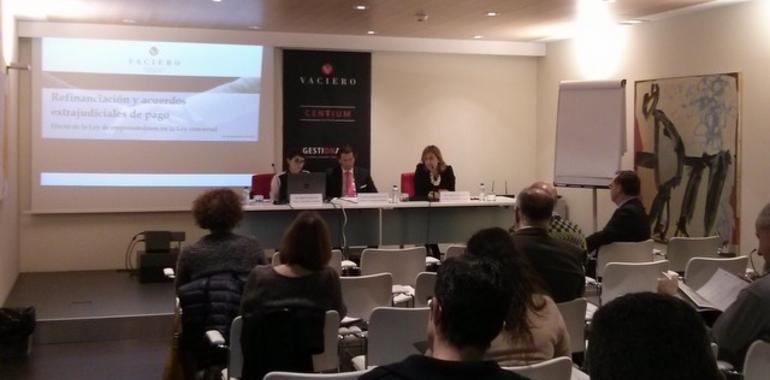 Vaciero y AEDIPE analizan el panorama de contratación laboral y de cotización en Asturias