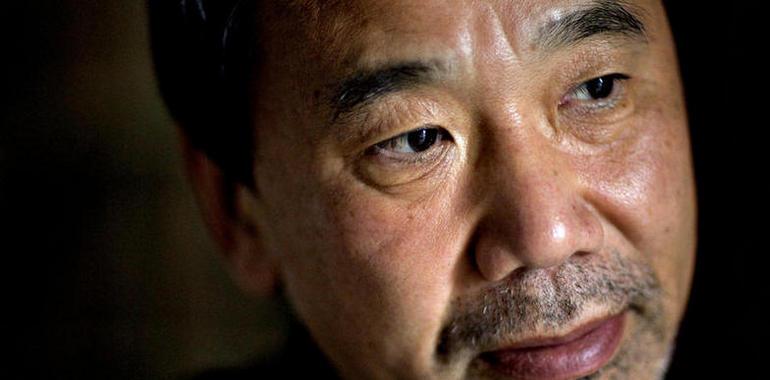 Xaponeses precipítense pa consiguir el nuevu llibru de Murakami