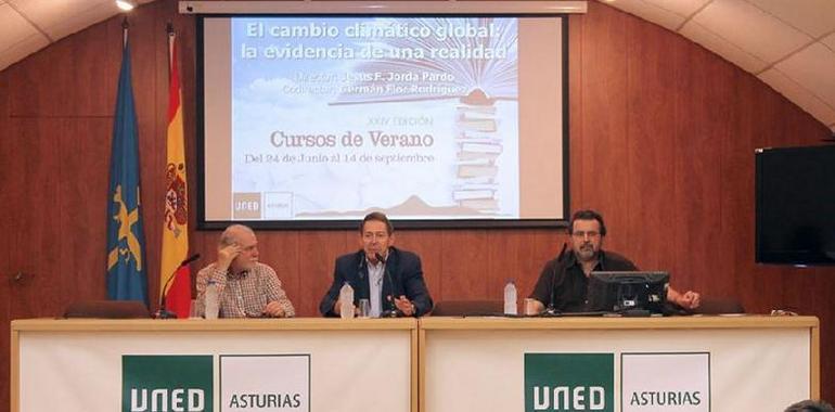 El Constitucionalismo y el papel de los asturianos en las Cortes de Cádiz, a debate en Llanes