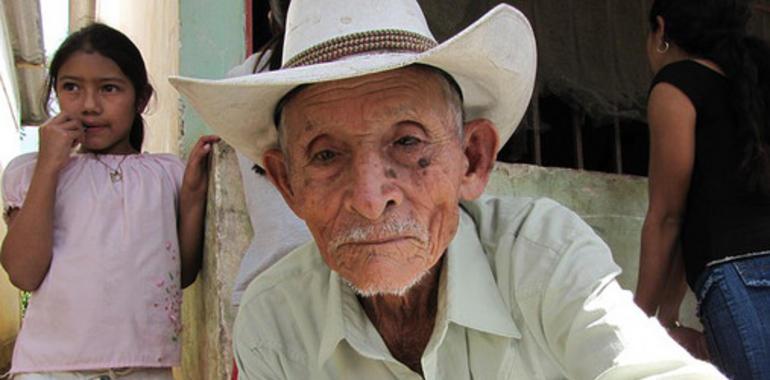 Ancianos de Yucatán mejoran su salud tras recibir un pequeño subsidio 