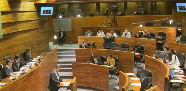El Parlamento de Asturias autoriza 24,26 M€ de deuda para fármacos contra la Hepatitis C