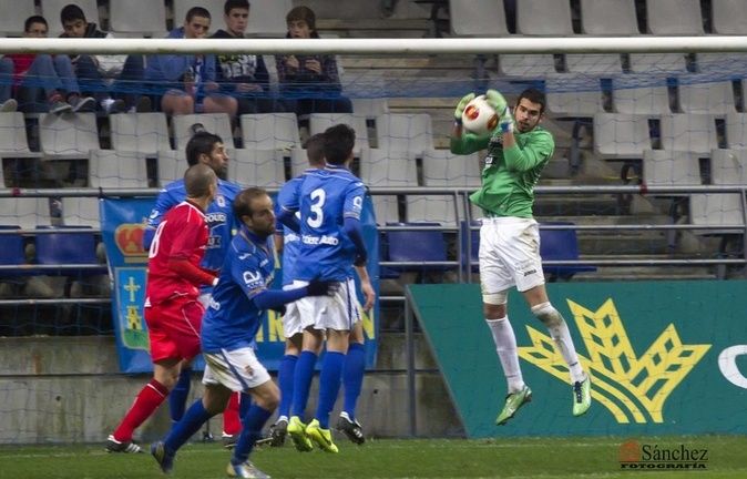 Pol salva un punto para el Oviedo