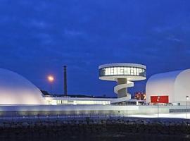 El Centro Niemeyer conquista a casi 400.000 visitantes en 2023, consolidándose como un referente cultural