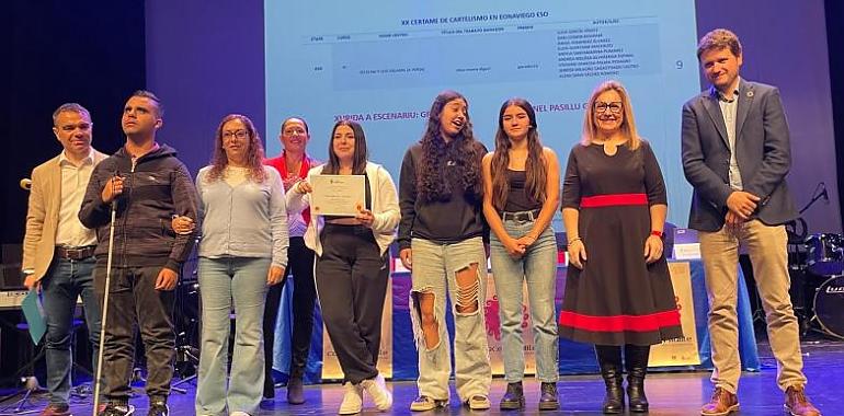 Futuros maestros del asturiano: Espina reta a los estudiantes a brillar en las pruebas de certificación y en los nuevos Premios de Excelencia