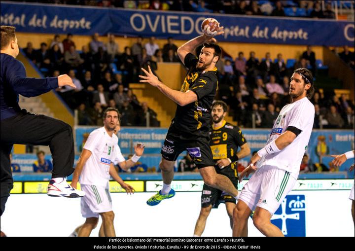 FOTOGALERÍA. Balonmano. Memorial Domigo Bárcenas. España - Hungría