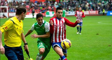 FOTOGALERÍA. Fútbol. Liga Adelante. R. Sporting Gijón - R. Betis Balompié