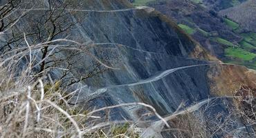 Mucho más que cianuro: el drama ambiental de la minería del oro en Asturias