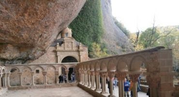 Real Monasterio de San Juan de la Peña, en la Jacetania.