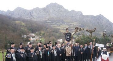 La Cofradía de Amigos de los Nabos de la Foz de Morcín, celebra su XIV Gran Capítulo.