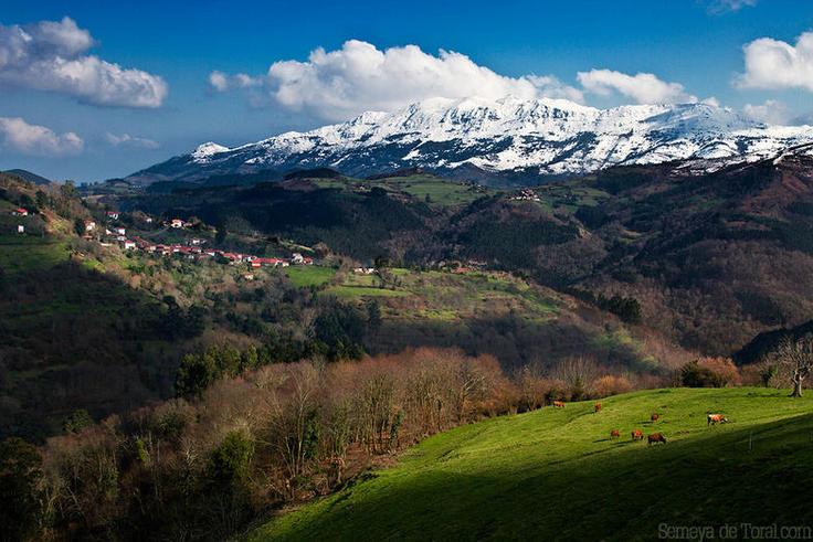 Abrimos una nueva ventanita a Asturies... Mundial, claro.