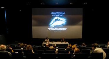 FOTOGALERÍA. Festival Cine y Arquitectura de Avilés: Conferencia \"Arquitectos Alienígenas\"