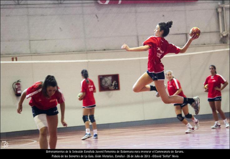 FOTOGALERÍA. Entrenamientos de la Selección Española Juvenil Femenina de Balonmano