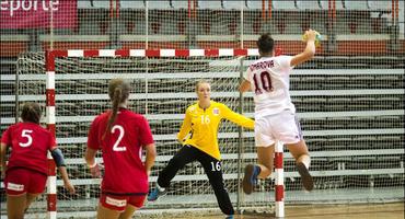 FOTOGALERÍA. Amistoso Balonmano Femenino Juvenil: Rusia - Noruega