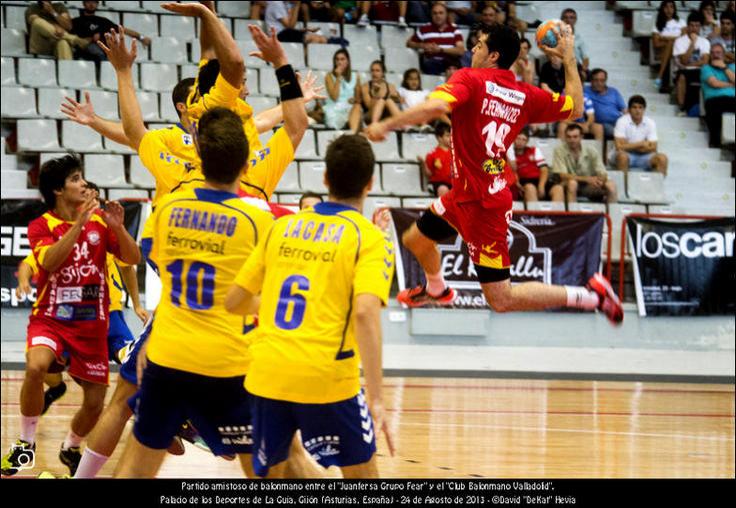 FOTOGALERÍA. Amistoso Balonmano: Juanfersa Grupo Fear - CB Valladolid