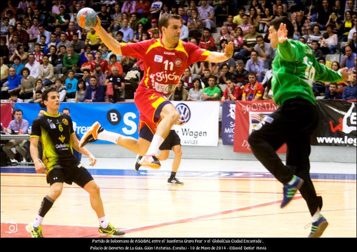 FOTOGALERÍA. Balonmano. ASOBAL. Juanfersa Grupo Fear - GlobalCaja Ciudad Encantada