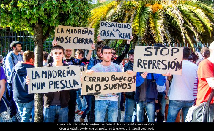 FOTOGALERÍA. Concentración  contra el cierre del CSOA La Madreña