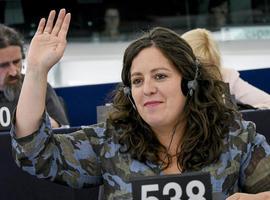 Estefanía Torres denuncia en Europa el "nuevo escándalo de malversación" cometido por Arias Cañete