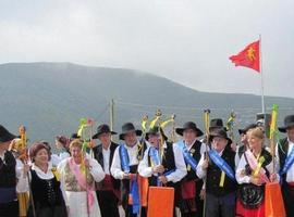 El III Foro de Cultura Vaqueira, en Salas y Tineo