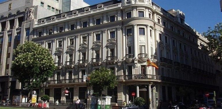 La CNMC autorizó siete operaciones de concentración durante el mes de abril
