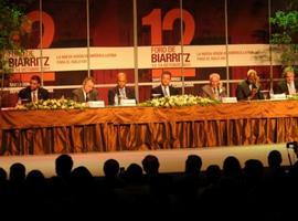 Foro de Biarritz llevará al G-20 propuestas para frenar la especulación en petróleo y alimentos