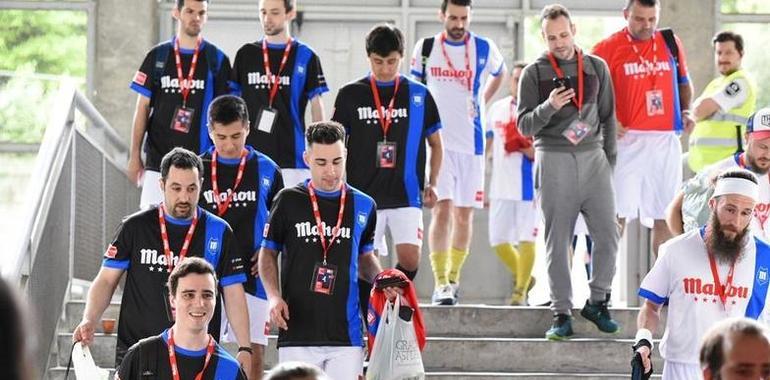 480 oviedistas cumplieron su sueño de jugar en el Carlos Tartiere