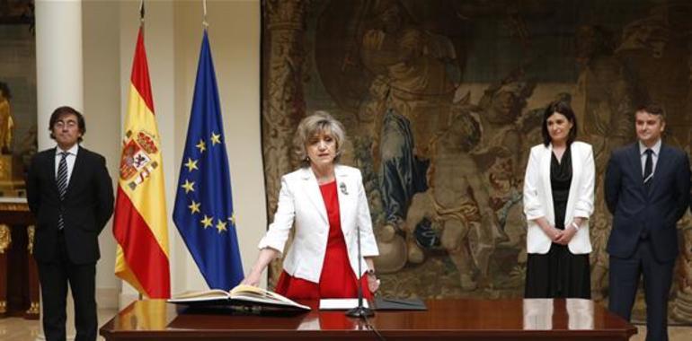 María Luisa Carcedo promete como Alta Comisionada para la lucha contra la pobreza infantil