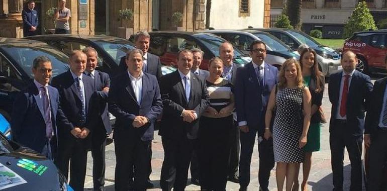 20 coches eléctricos para la sostenibilidad del Congreso sobre Destinos Turísticos 